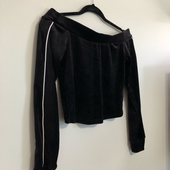 Velvet Garage Off-The-Shoulder Top - Picture 2 of 2